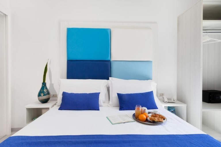 Bedroom 3, Eden Bleu, Napoli