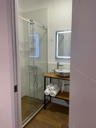Bathroom 3, Friendly Home, Telavi