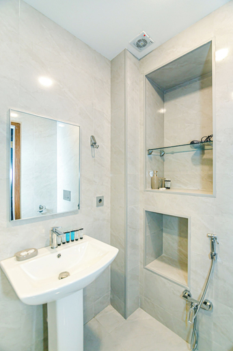 Bathroom 3, Azneft Garden Apartment, Baku