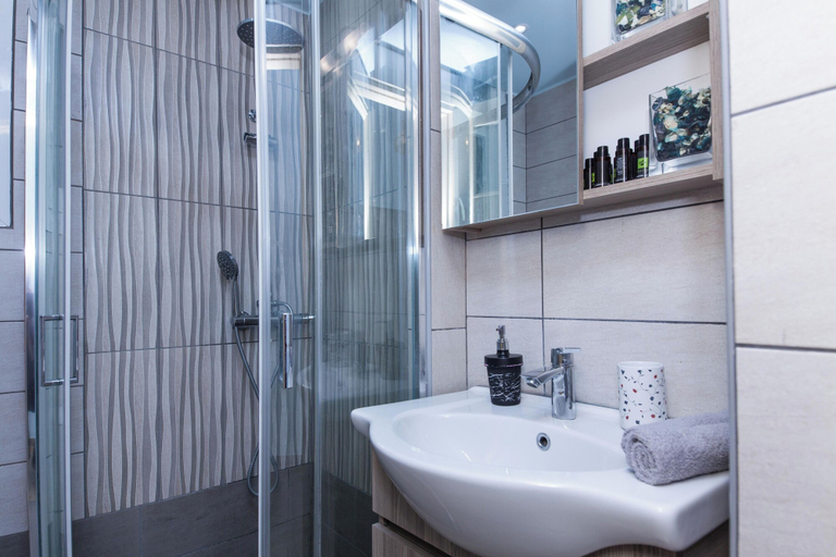Bathroom 3, Classic Koukaki Living 2 Bd with Balcony, Attica