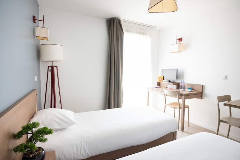 Bedroom 2, Zenitude Hotel - Residences Narbonne Centre, Aude