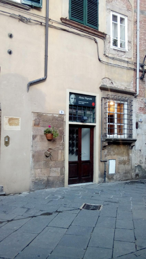 Others 3, Casa Nora, Lucca