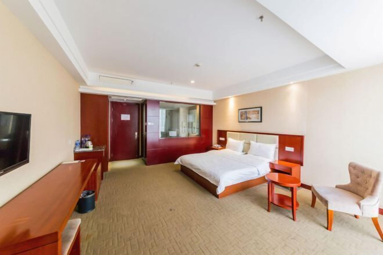 Bedroom 3, RONGDE (Hohhot Drum Tower, Jiangjun Yashu Metro Station), Hohhot