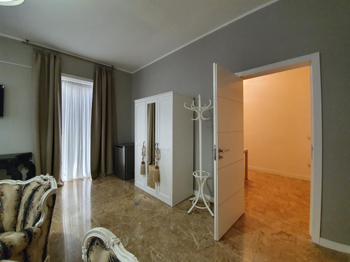 Others 3, BB SUITE Siracusa, Syracuse