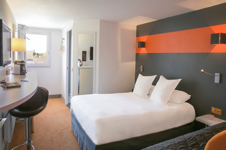 Bedroom 4, Best Western The Wish Versailles, Yvelines