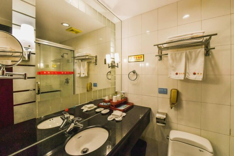 Bathroom 4, Haiyue International Hotel, Zhuzhou