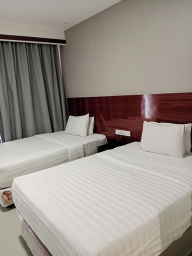 Bedroom 25