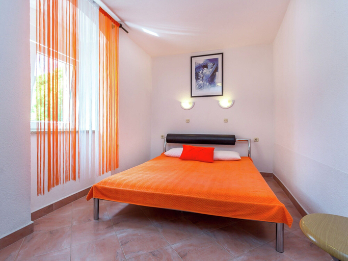 Bedroom 4, Fascinating Apartment in Medulin near Beach, Medulin
