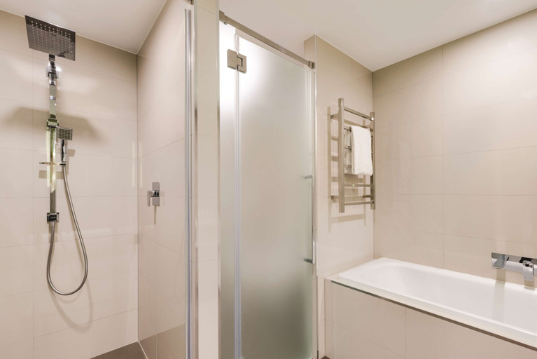 Bathroom 5, Vibe Hotel Subiaco Perth, Perth