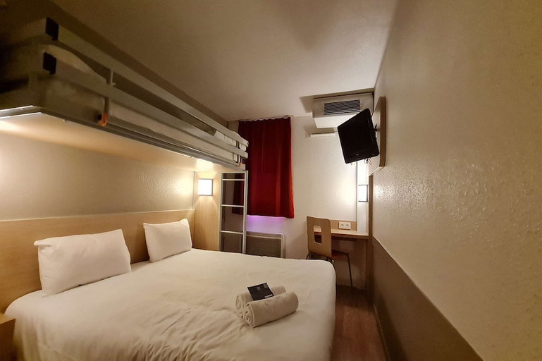 Bedroom 3, Kyriad Direct Annemasse Genève, Haute-Savoie