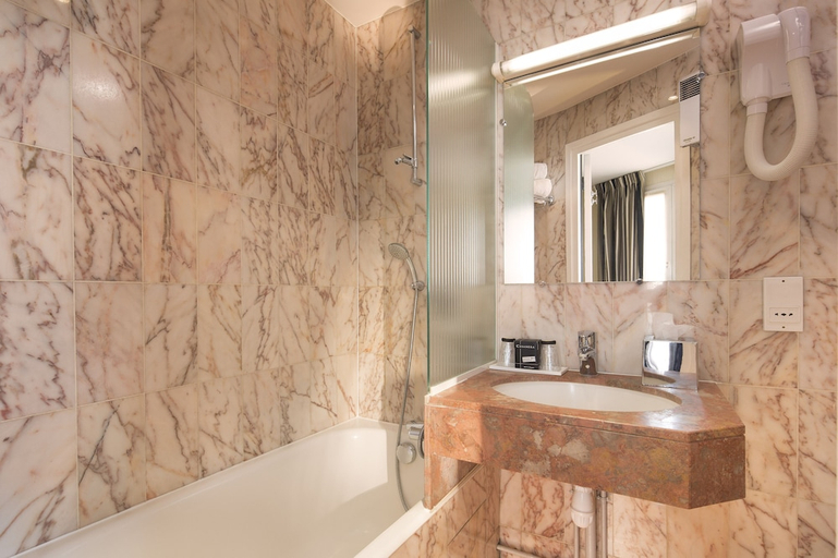 Bathroom 4, Hotel Albert 1er Paris Lafayette, Paris