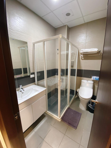 Bathroom 3, Tung Shaing, Miaoli