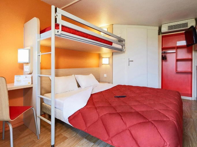 Bedroom 3, Première Classe Lyon Ouest - Tassin, Rhône