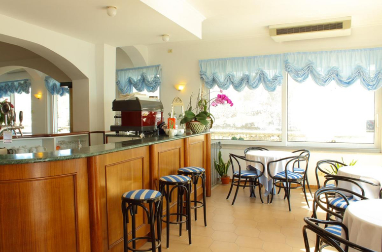 Food & Drinks 4, Hotel Bellavista, Latina