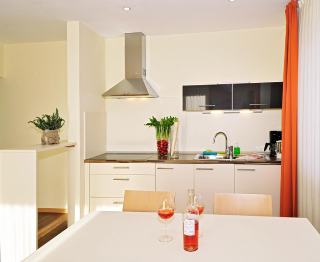 Others 5, Residence Mignon, Bolzano