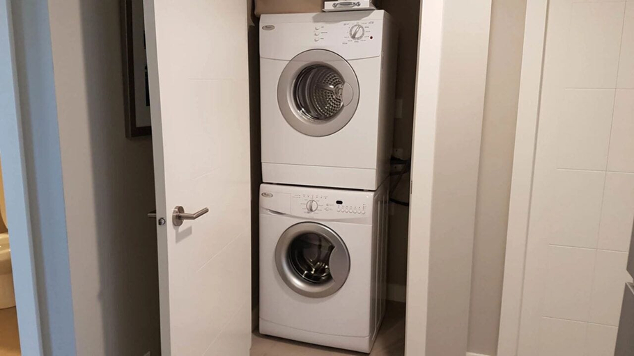 Bathroom 3, Modern Condo in the Heart of Calgary, Division No. 6