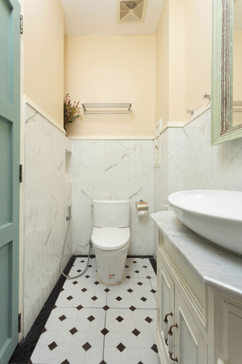 Bathroom 4, Pran at Kumuang Boutique House, Muang Chiang Mai
