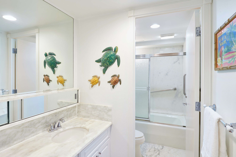 Bathroom 5, Aston at The Whaler on Kaanapali Beach, Maui