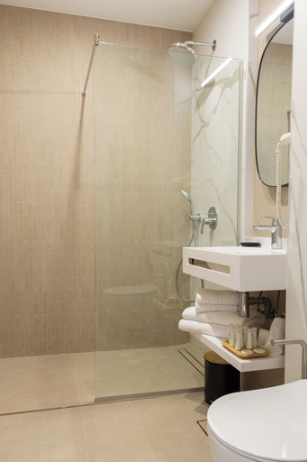 Bathroom 5, Lupa By Bueno, Constanta