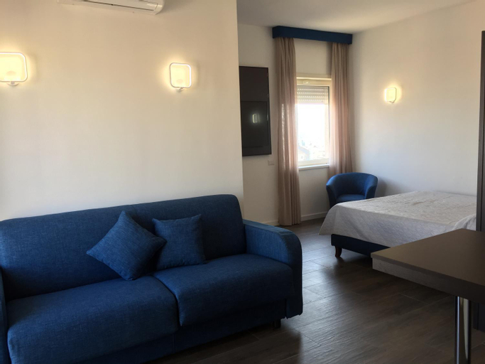 Residenza Garibaldi, Napoli