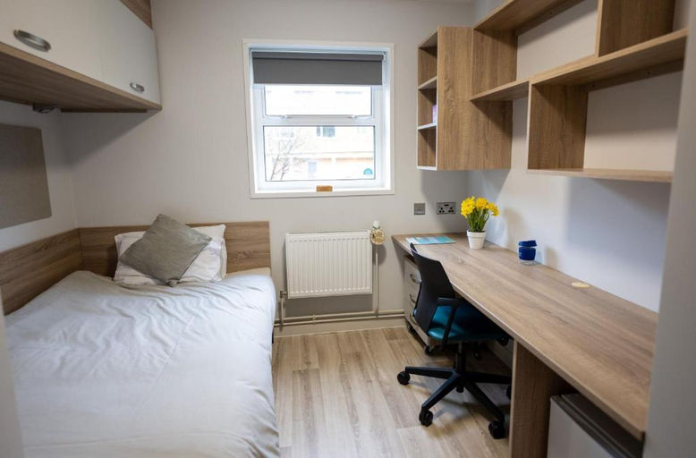 Bedroom, Plas Gwyn Halls, Cardiff Met, Cardiff