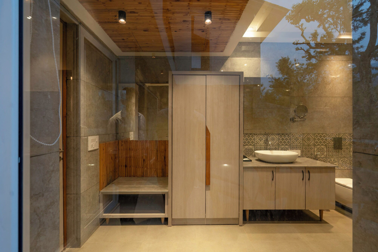 Bathroom 4, Evara Spa & Resort, Nainital