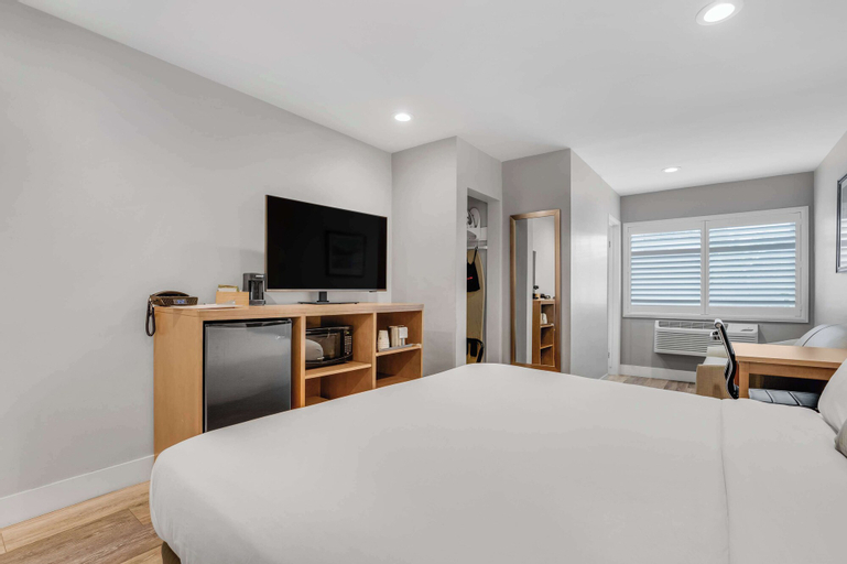 Bedroom 11