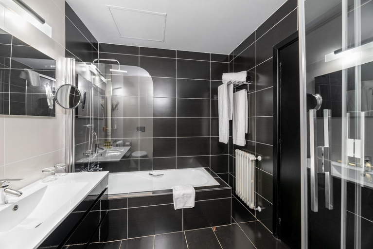 Bathroom 5, Monastery of San Clodio de Leiro, Ourense