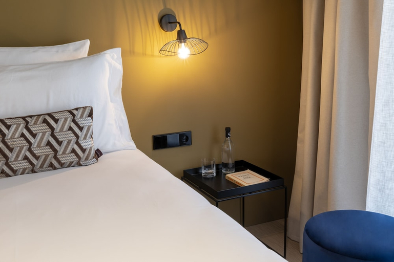 Bedroom 4, 9Hotel Opera, Paris