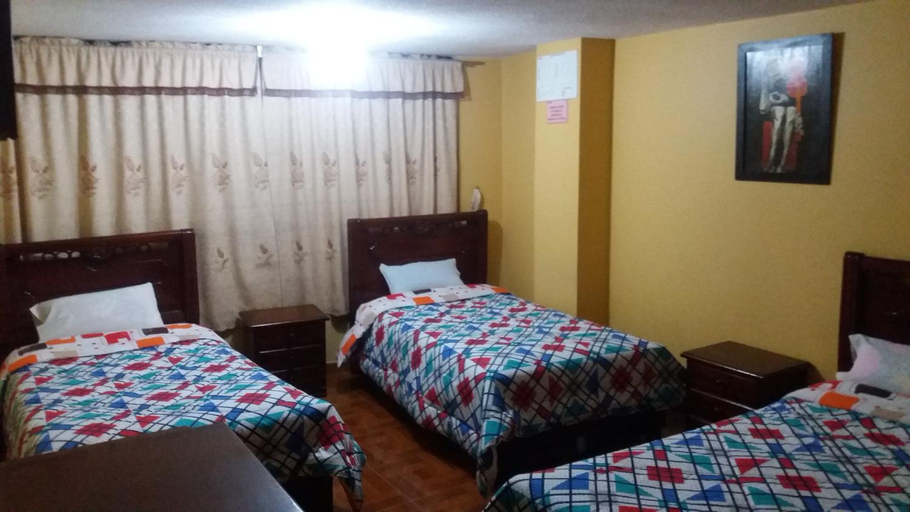 Bedroom 2, Hotel Navarra, Riobamba