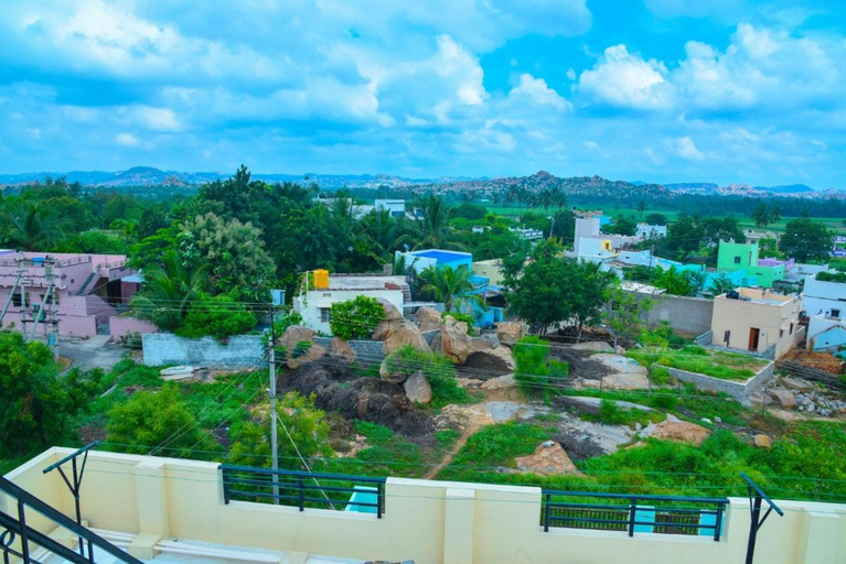 Others 3, Gopi Homestay, Bellary