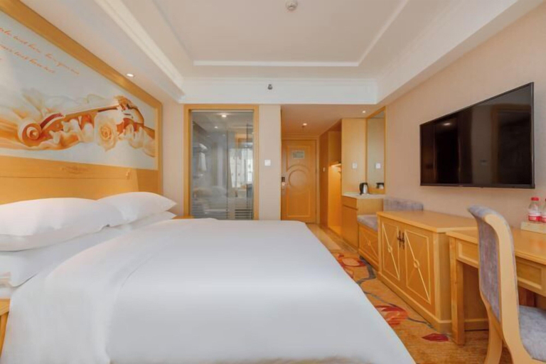 Bedroom 5, Vienna Hotel (Hezhou Lingfeng Square), Hezhou