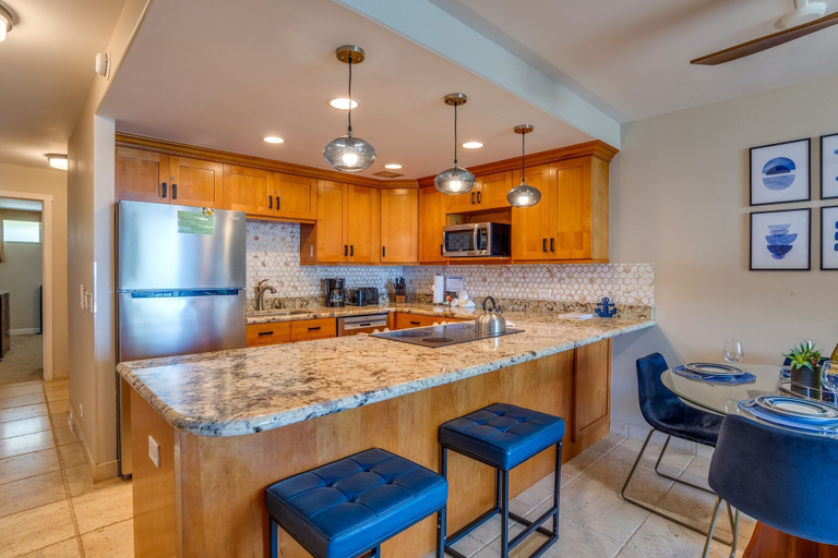 Others 5, Kahana Reef 216 by RedAwning, Maui