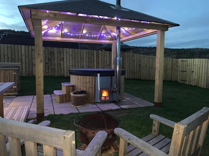 Food & Drinks, Hillside Havens, Moray
