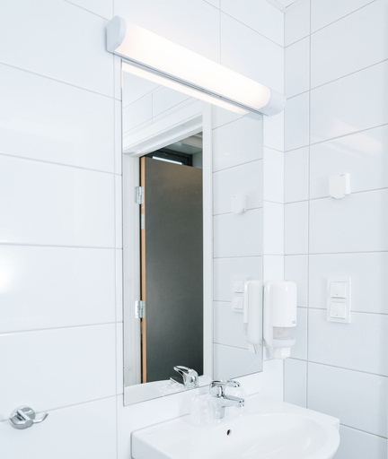 Bathroom 4, Vertikalen, Lillesand