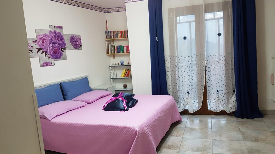 Others 5, B&B Regina Elena, Potenza
