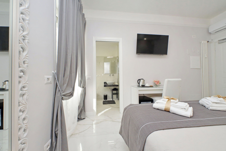 Bedroom 3, Roman Holiday Charming, Rome