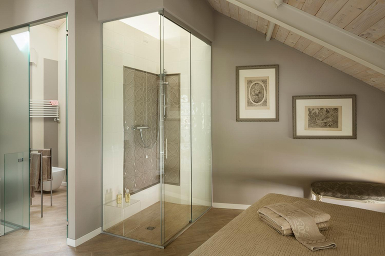 Bathroom 6