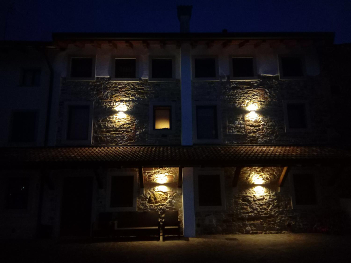 Others 4, b&b Ergira, Udine
