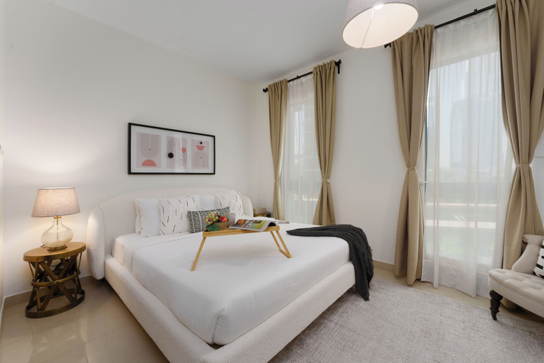 Bedroom 3, Maison Privee - Chic Urban Living by Dubai Opera & Burj Khalifa, Dubai