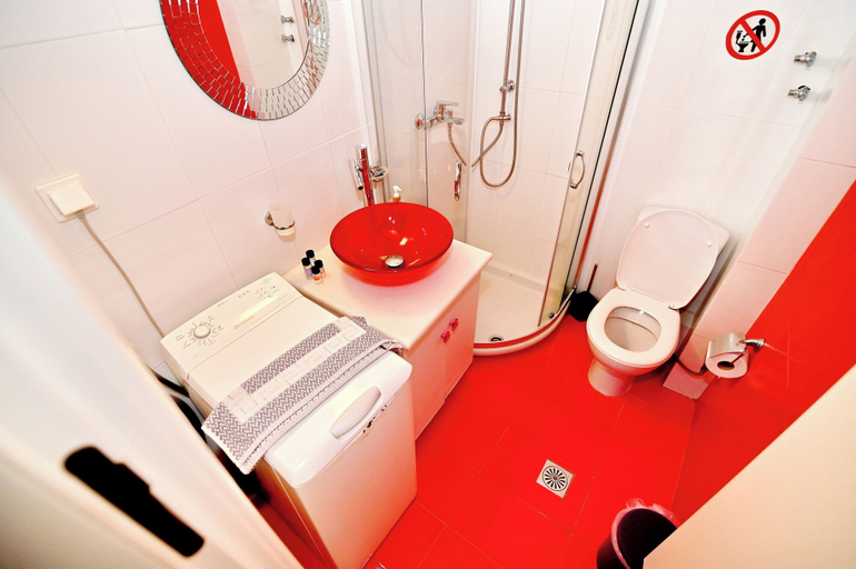 Bathroom 2, Maisonette Theoni with Sea View, Peloponnese