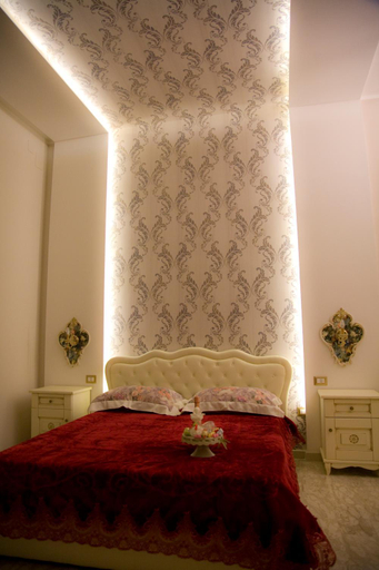Bedroom 2, Gold94, Napoli