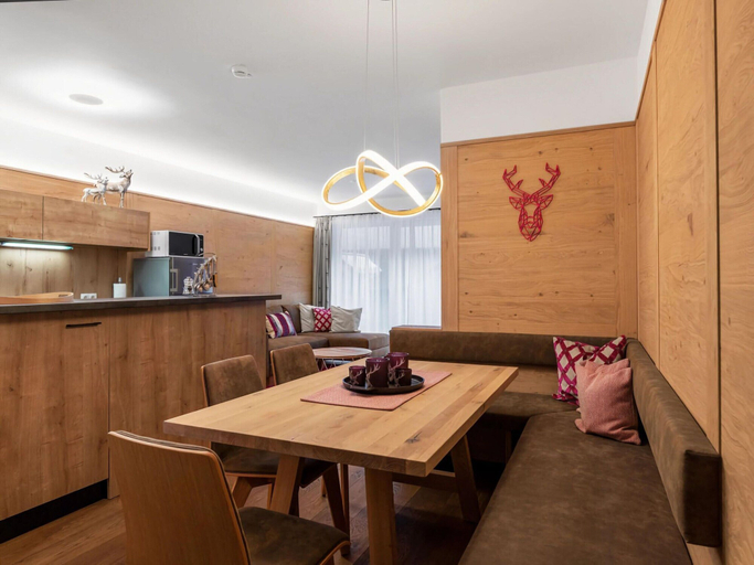 Dining, Attractive Apartment in Wald am Arlberg, Bludenz
