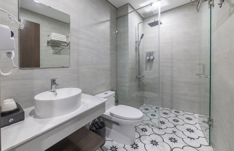 Bathroom 4, Green LP Hotel & Apartment, Vũng Tàu