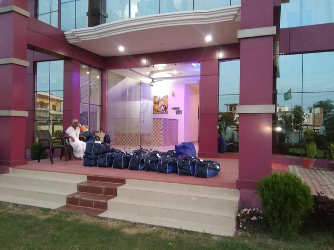 Others 5, Hotel the Ideal, Kushinagar