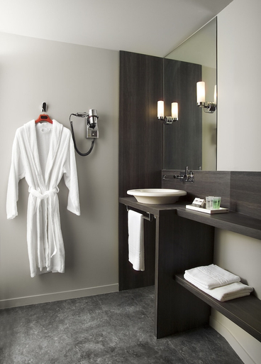 Bathroom 3, B&B HOME Lyon Centre Berthelot, Rhône