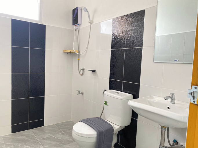 Bathroom 6