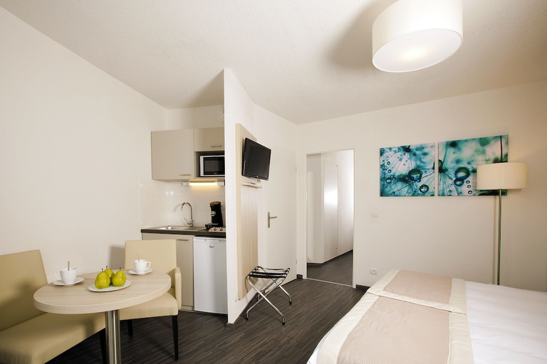 Bedroom 2, Residhome Nanterre La Defense, Hauts-de-Seine