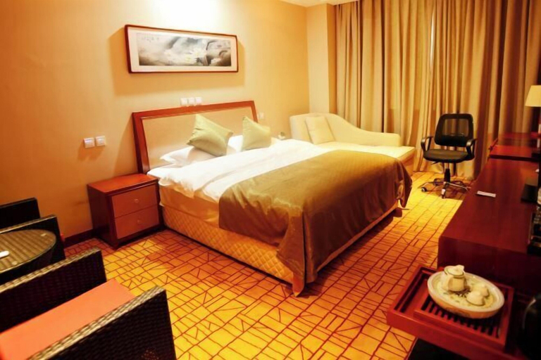 Bedroom 5, Hengzhong Yuanquan Hotel, Dali Bai