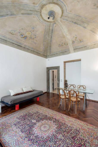 Independent apartment, Arezzo